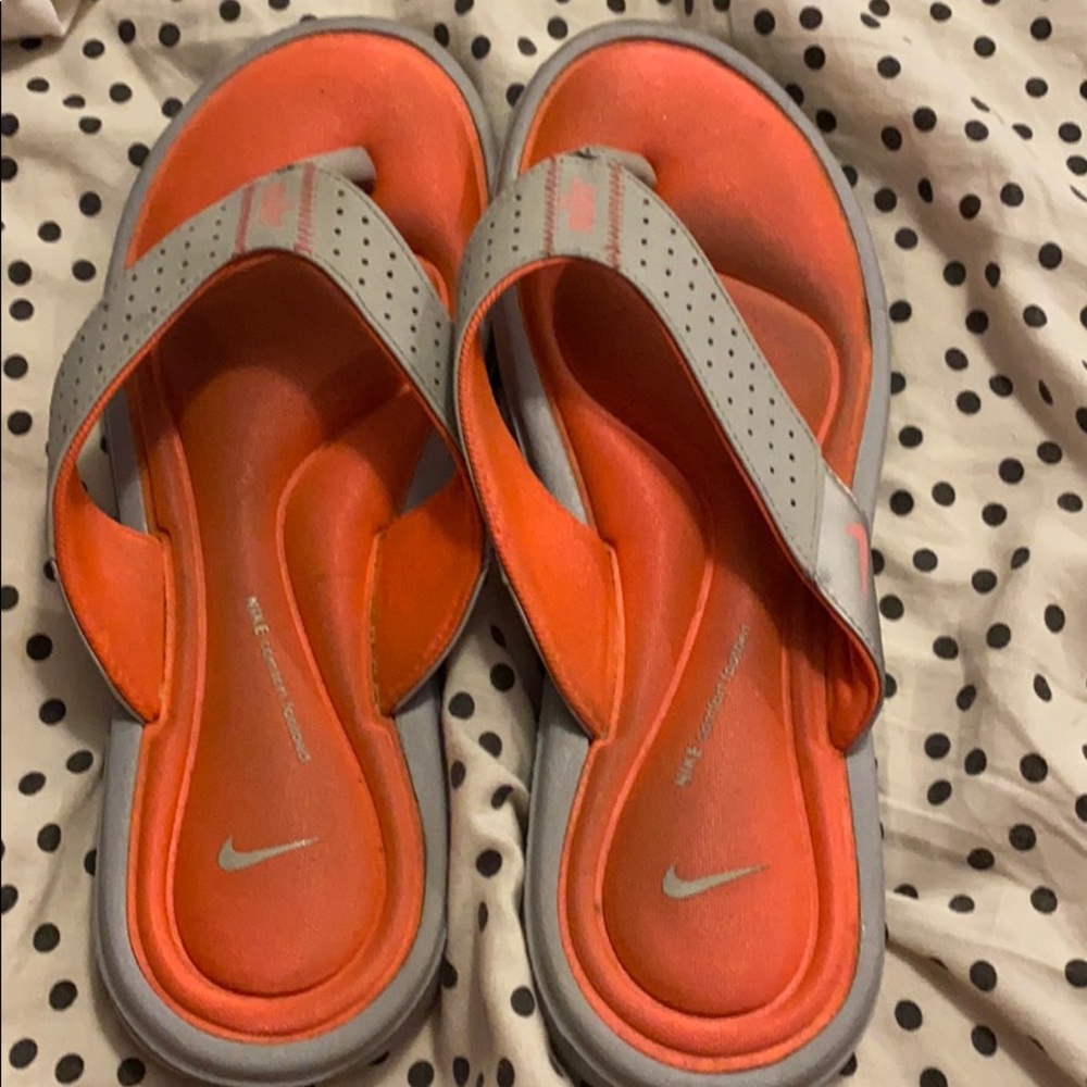 Nike Flip flops